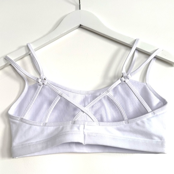 Lavaloka Activewear White Sports Bra. NWT. Small. Sample Sale. - Picture 2 of 6